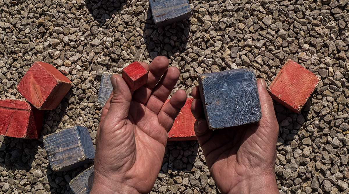 Les boules carrées, la pétanque sous une autre forme